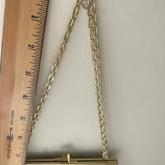 Beaded Hand Purse | Handmade | Gold Chain - Picture 16 of 16